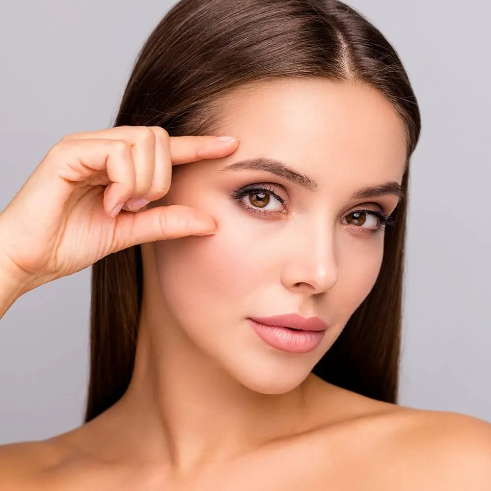 Sculpt and Define with Eyebrow Powder for Effortless Elegance.