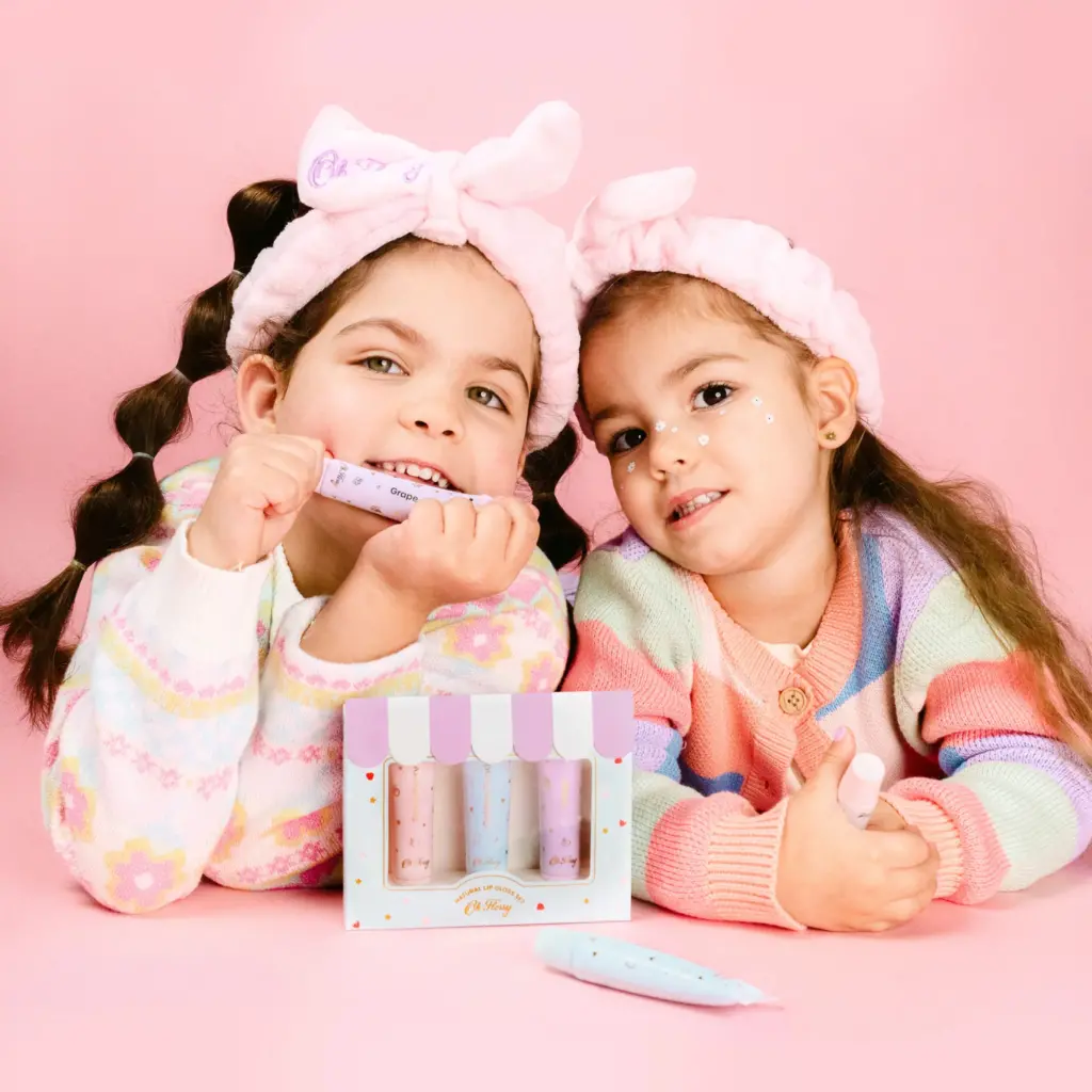 Elevate Playtime with Kids Natural Makeup – Cherishing Every Moment, Every Smile!