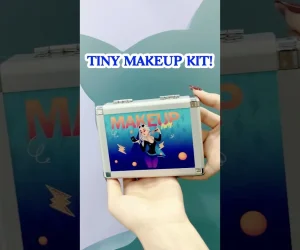 video-tiny-kids-makeup-kit-toy-0513